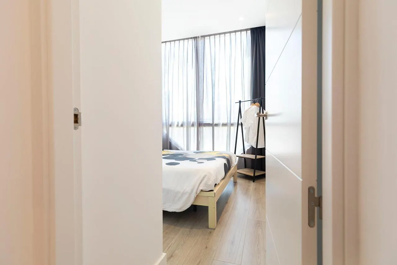 Sylvia 1M - Precioso Apartamento En Primera Linea De Mar - Centrico - Playa - Wifi Empuriabrava Apartment